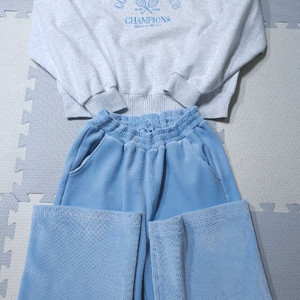 여아 에스핏 160사이즈 상하세트 판매합니다