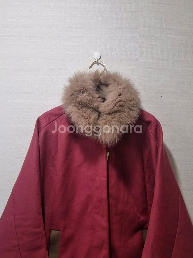 SO.WOOL 피아첸자 울 100% 케이프코트 (다크핑--2