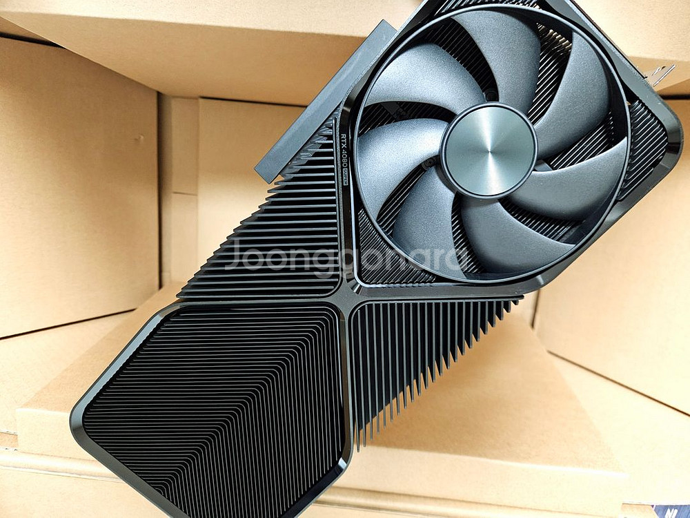 엔비디아 RTX 4080 Super FE 파운더스에디션--1