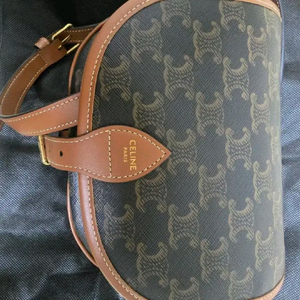 셀린느 폴코백 트리옹프 캔버스 &카프스킨 백미디엄탄