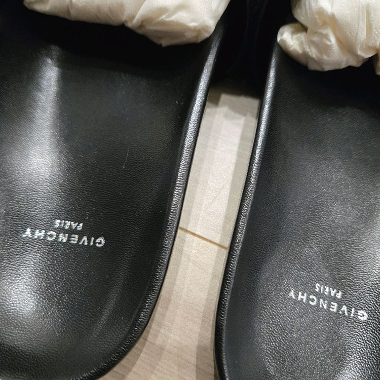 지방시 새틴 슬리퍼--1