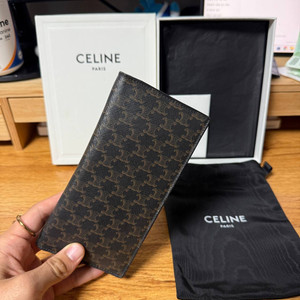 셀린느 트리옹프 장지갑 풀구성