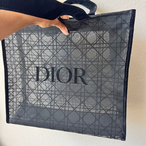 디올 뷰티 블랙 까나쥬 메쉬 빅 백