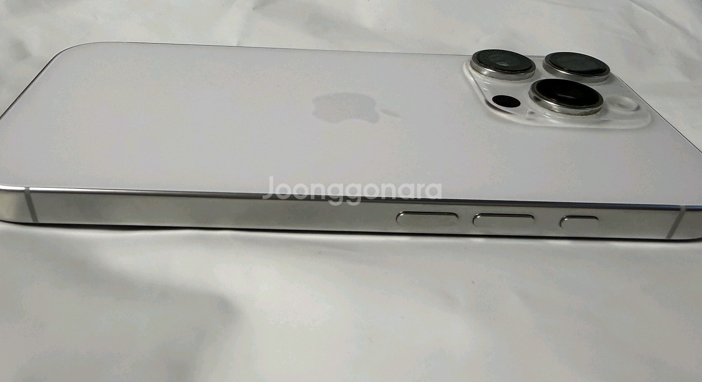 아이폰16프로 256GB 미국판 카메라무음--1