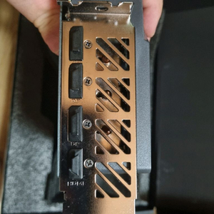 지포스 기가바이트 4070 이글 OC 그래픽 카드