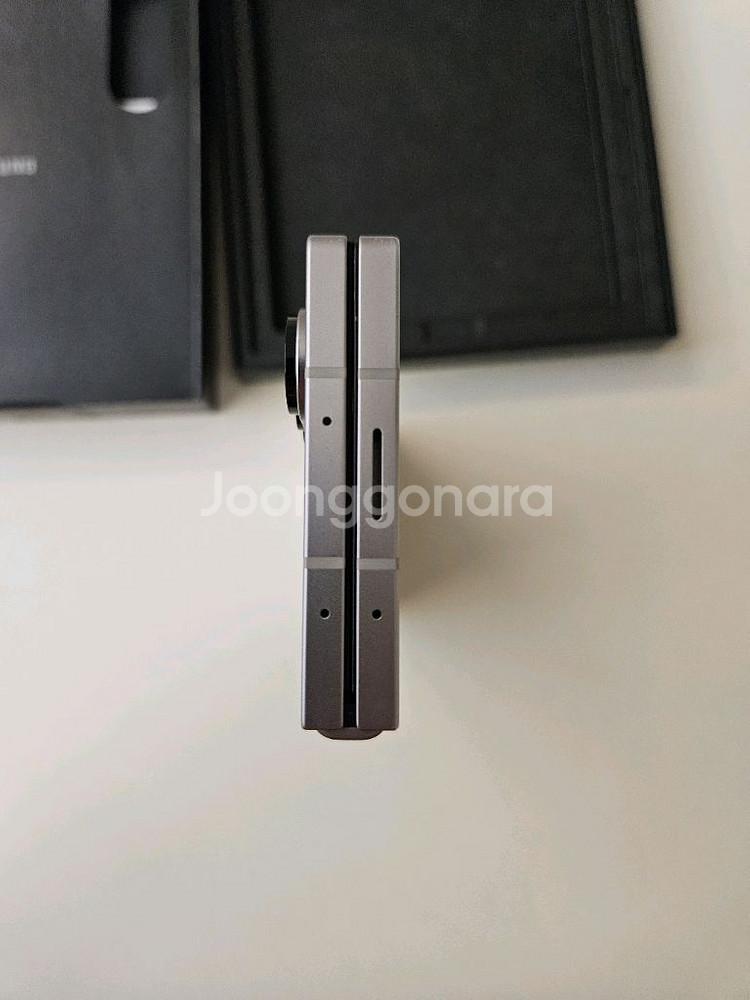 폴드6 실버 256g 자급제 팝니다--5