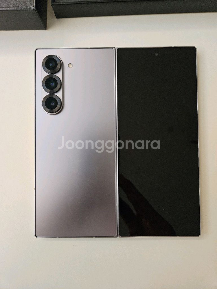 폴드6 실버 256g 자급제 팝니다--3