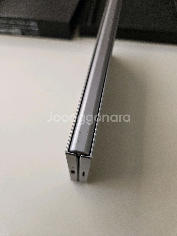 폴드6 실버 256g 자급제 팝니다--9