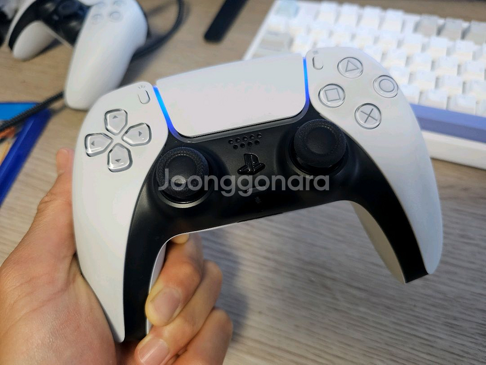 듀얼센스 컨트롤러--0