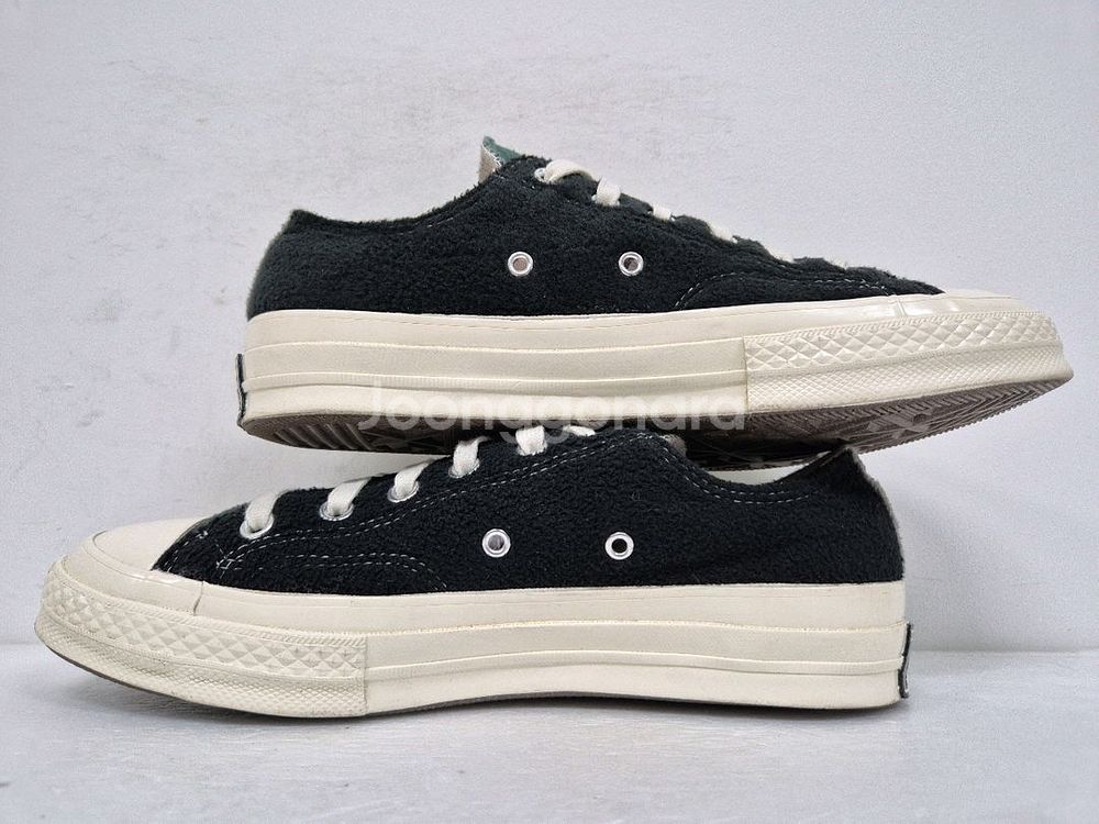 컨버스 스니커즈 255--4