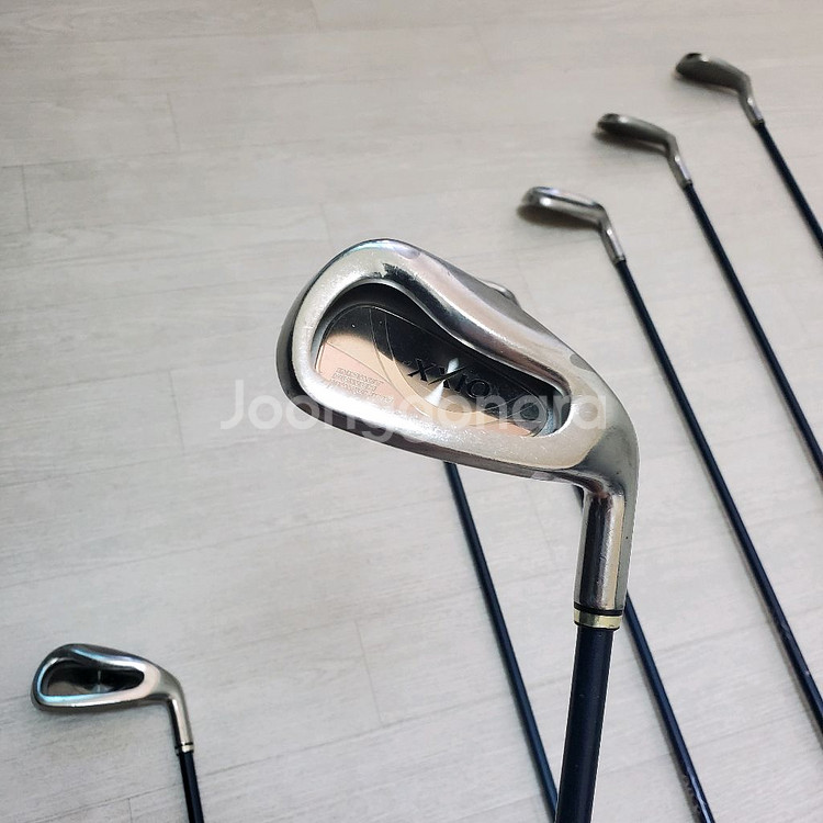 여성용 젝시오 MP400 아이언세트 7개구성세트 L--0