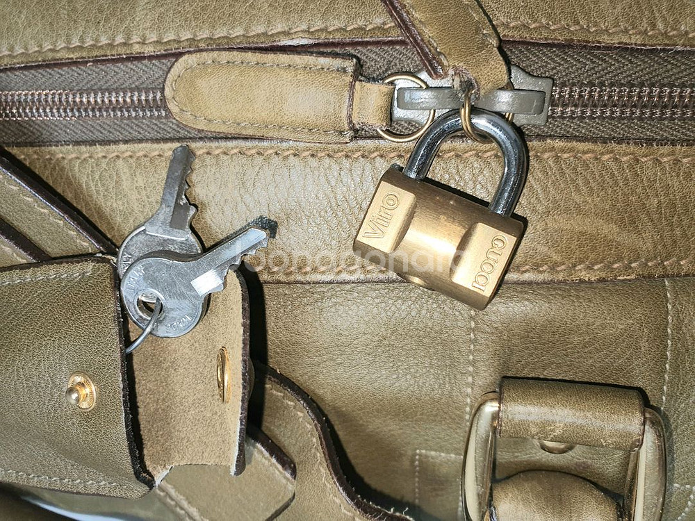 구찌 / 올리브 보스턴백 / 50--7