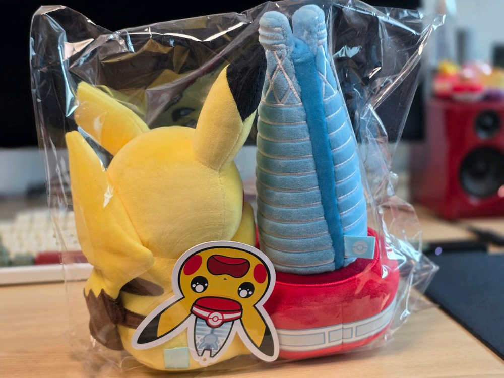 잠실 포켓몬 팝업 한정 피카츄 봉제인형--1