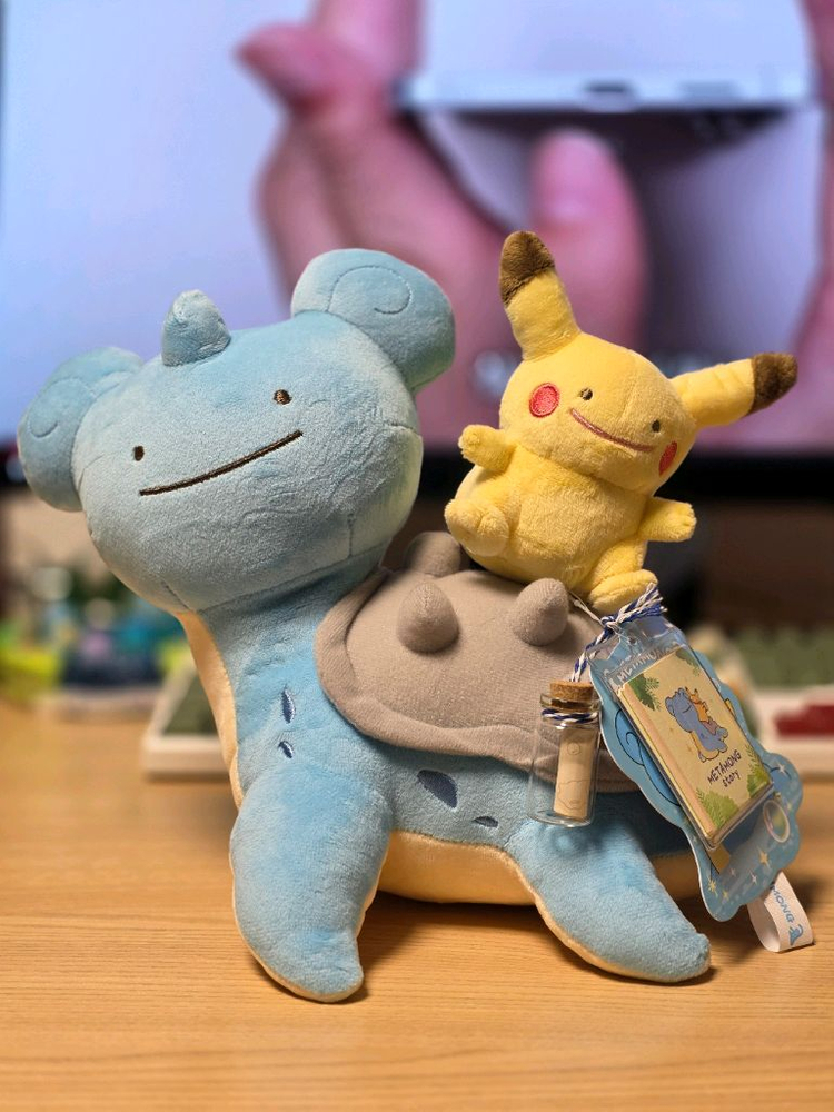 잠실 포켓몬 팝업 한정 라프라스 피카츄 봉제인형--1