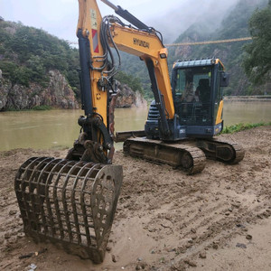 현대 HX60MT 17년식 5000시간 신형탑 판매합니