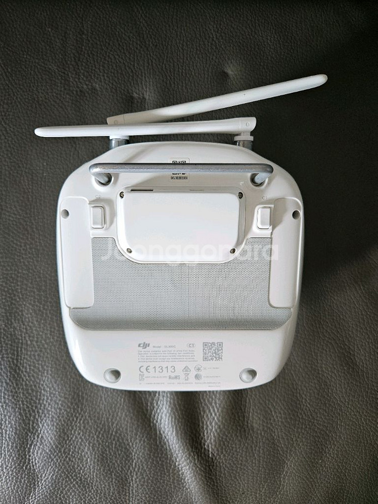 DJI 팬텀4 드론 조종기--2