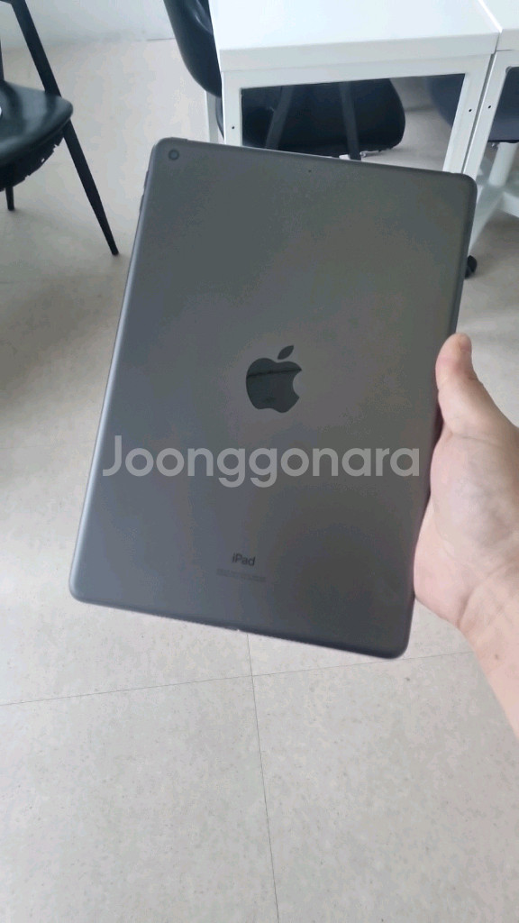 아이패드 8세대 32g wifi--1