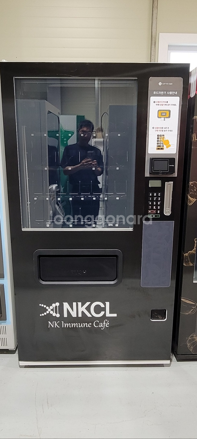 멀티자판기 LVM482MRLL판매합니다--0