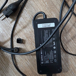 치사이클 충전기