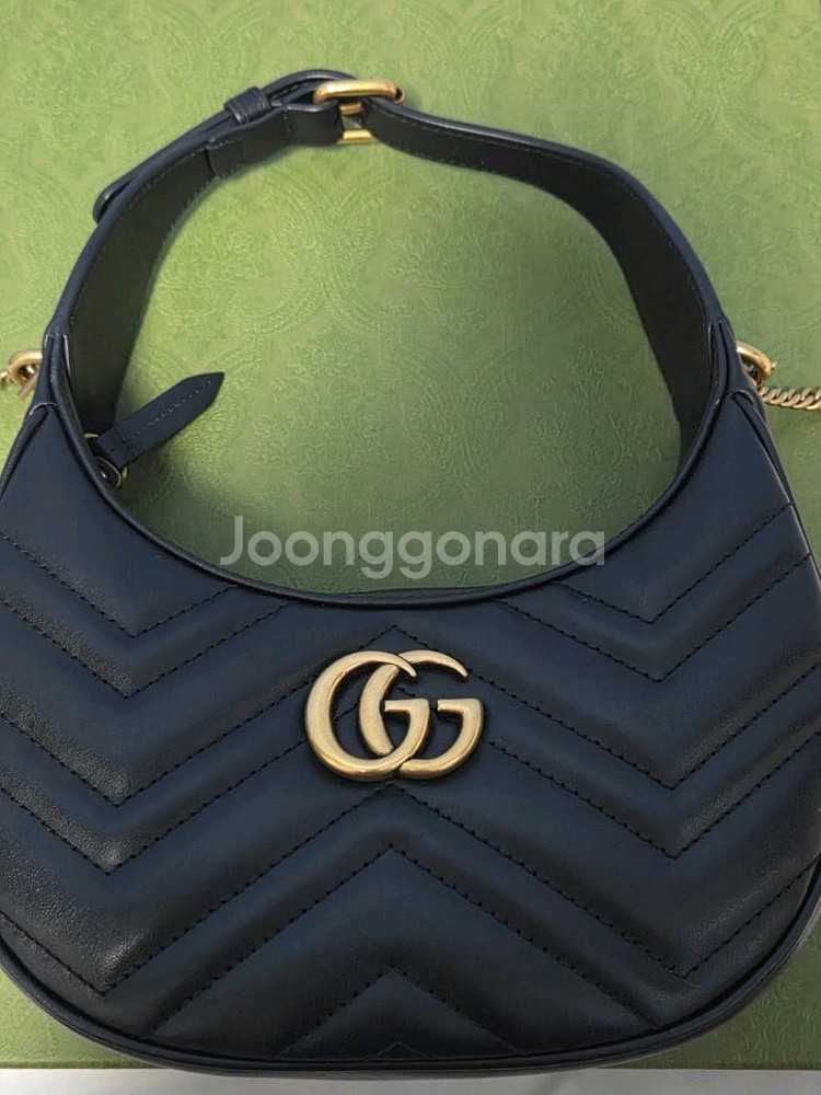 구찌 GG 마몽 블랙 스몰 숄더백 하프문--3