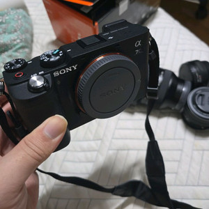 소니 a7c 민트급 바디킷 및 렌즈들 팝니다