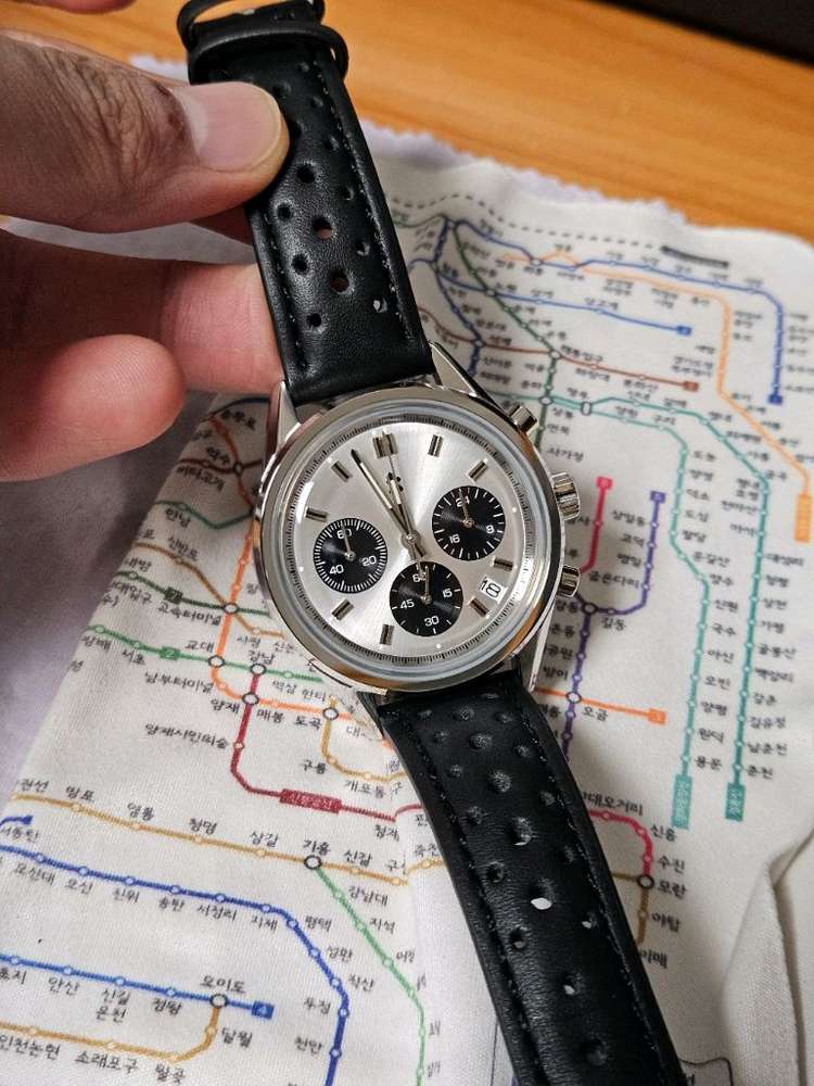 세이코 커스텀 mod 나모키 시계 판매합니다. 이미지