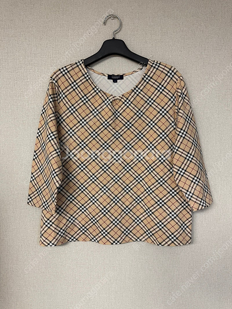 정품 Burberry 티셔츠 정가100만원대--1