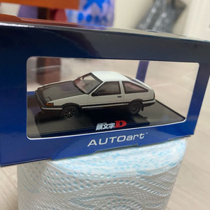 오토아트 1:64 이니셜D ae86 팔아요~
