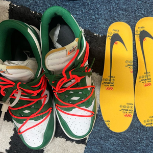 나이키 오프화이트 파인그린 300사이즈