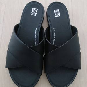 핏플랍 240