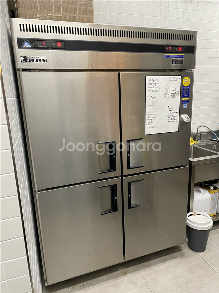 에베레스트 업소용 냉장고 B126-4RFOS-E--0