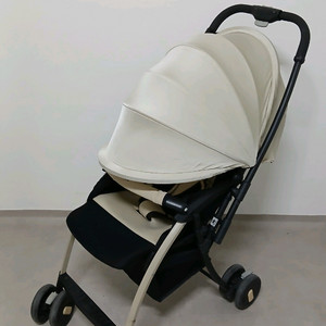 최고급 명품 초경량 기내반입 유모차 말루스. 1초만에