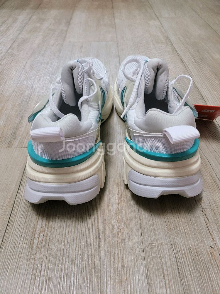 나이키 V2K 런--4