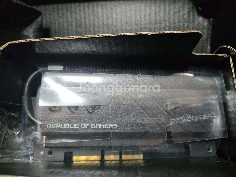 아수스 ROG CROSSHAIR X670E GENE--3