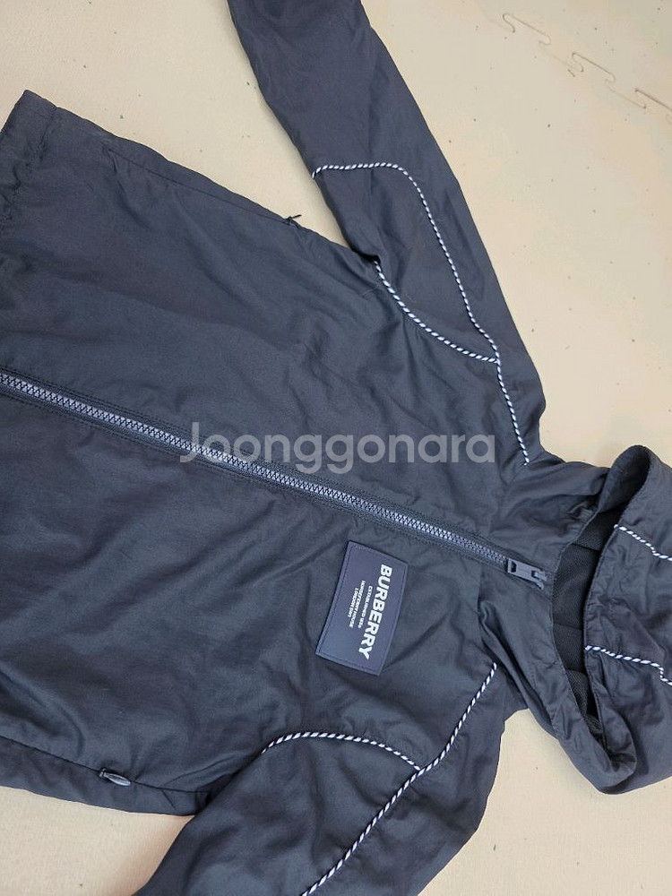 버버리 키즈 바람막이 120사이즈 호 스페리 후드 자켓--12