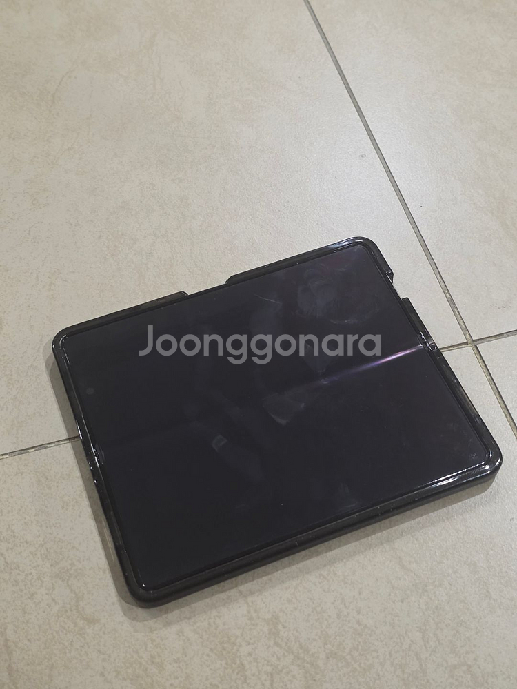 삼성 갤럭시폴드 4 512G 중고판매합니다--2