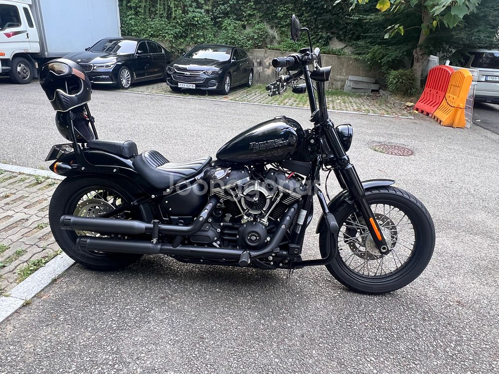 소프테일 스트리트밥 fxbb 20/ 15000k--2