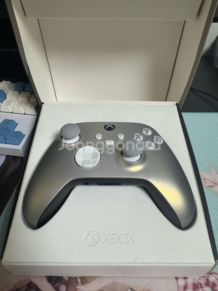 엑박 루나시프트 한정판 컨트롤러--0