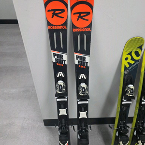 로시뇰 Pursuit 숏스키 판매합니다