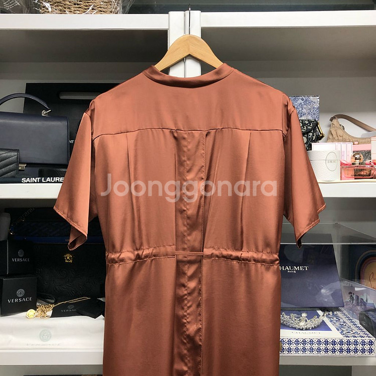 한섬 TIME 타임 새틴 롱 원피스--5