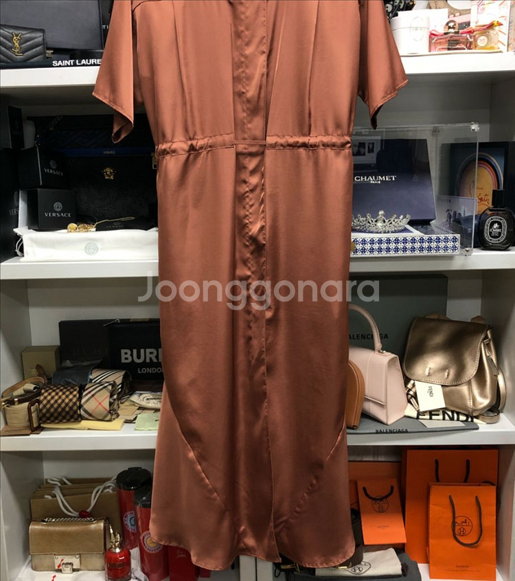 한섬 TIME 타임 새틴 롱 원피스--6