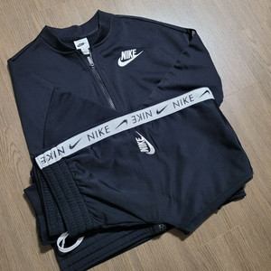 나이키키즈 트레이닝세트 xl