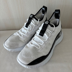 285 언더아머 커리 8 판매 이미지