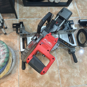 밀워키 무선 슬라이딩 톱 스탠드포함