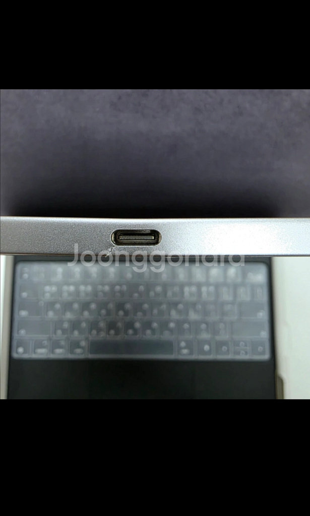 아이패드 프로 6세대 12.9 (512GB)+매직키보드--5