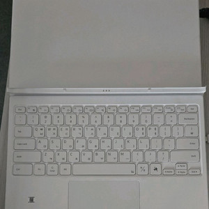 갤럭시탭s9플러스 삼성정품AI키보드 케이스 판매합니다