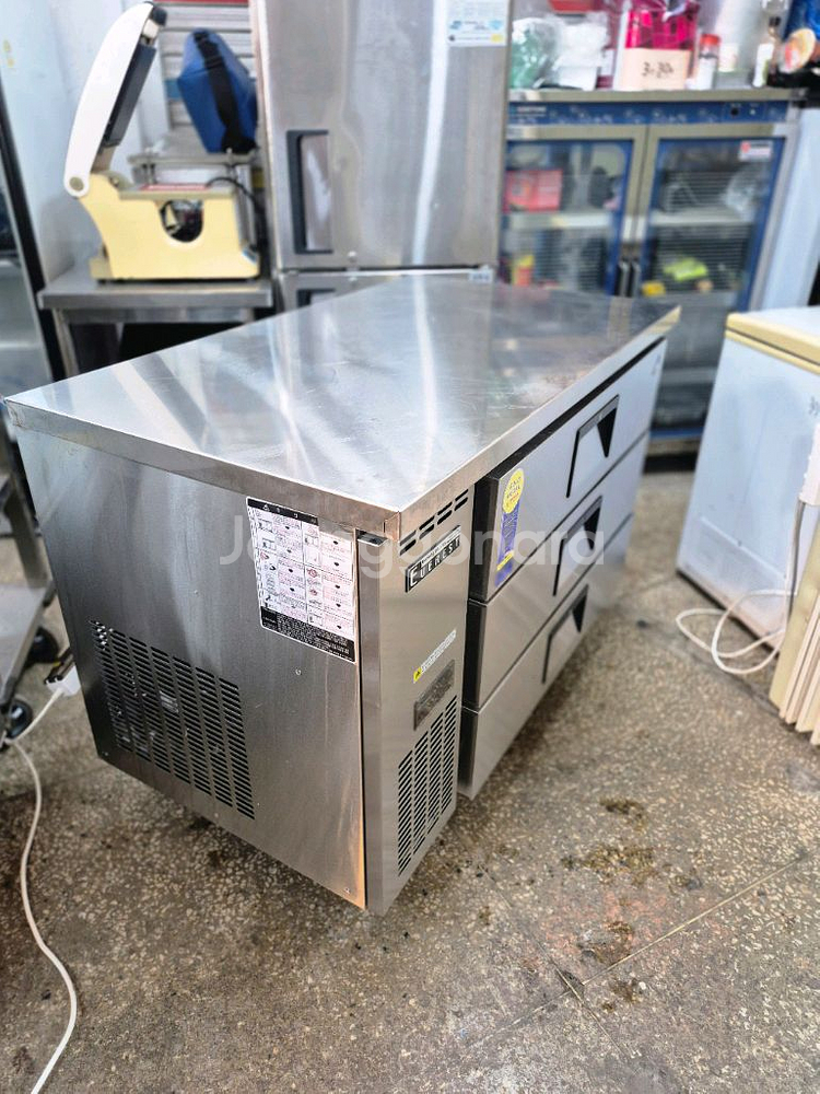 에베레스트3단냉장고--3