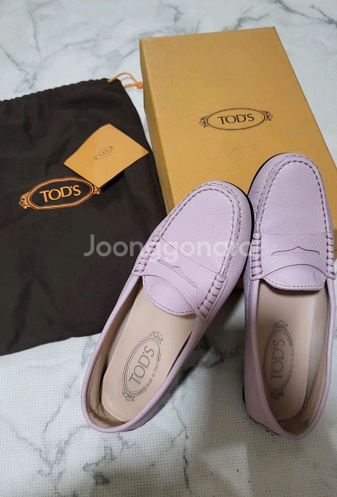 토즈 고미노 드라이빙슈즈 36--0