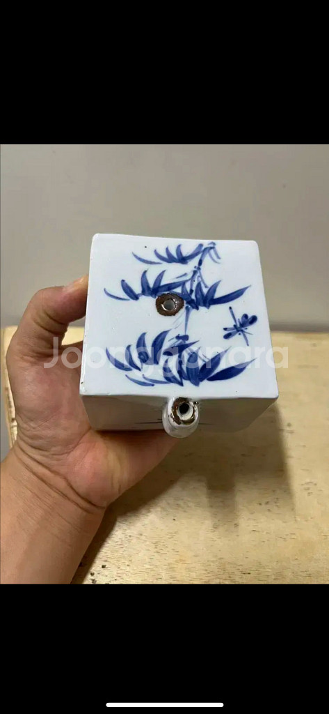 문양이 너무 예술적인 백자연적--4