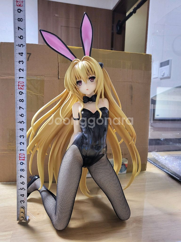 투러브 야미 바니걸 피규어 팝니다.--0